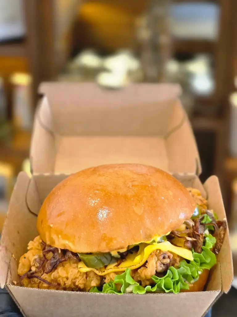 Mighty Chicken Burger